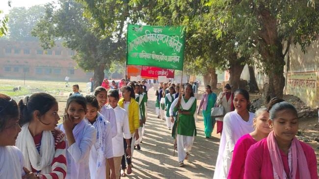 देश के भाग्य विधाता बनें, आप मतदाता बनें