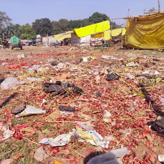 हर माह 1.28 लाख राजस्व देने वाले डेली मार्केट में कचरे का अंबार