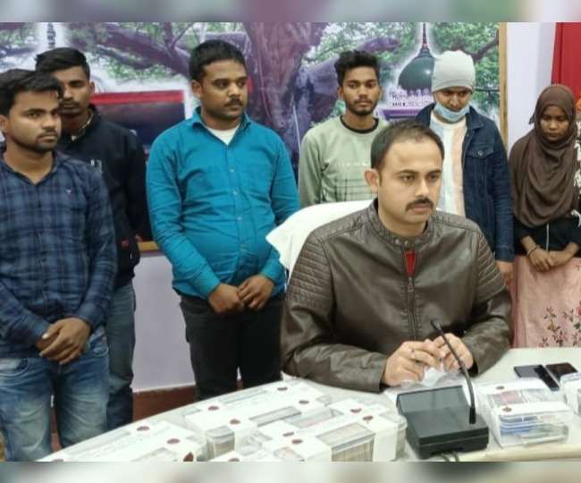 सरकारी योजनाओं के नाम पर करोड़ों की ठगी, बाराबंकी में छह गिरफ्तार; बिहार से संचालित था गिरोह