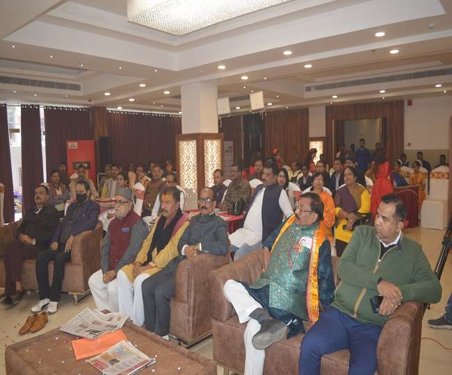 जागरण विमर्श 2021 समापन सत्र: फतेहपुर के प्रबुद्धजन ने अफसरों से पूछे सवाल...और इस तरह बनी विकास की कार्ययोजना