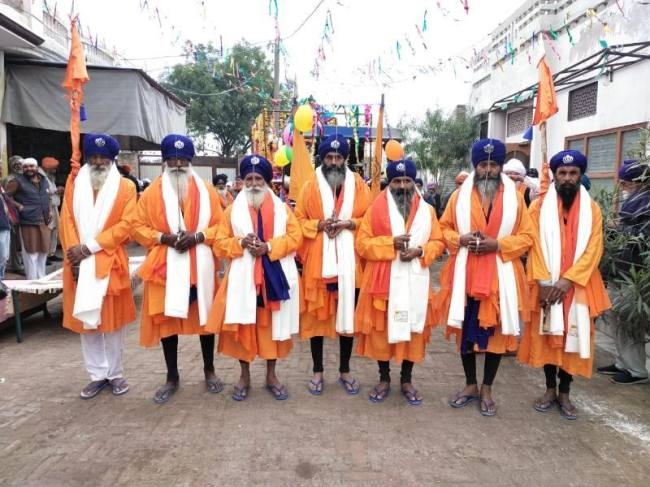 मछाना में श्री गुरु गोबिद सिंह जी के प्रकाश पर्व को समर्पित नगर कीर्तन निकाला