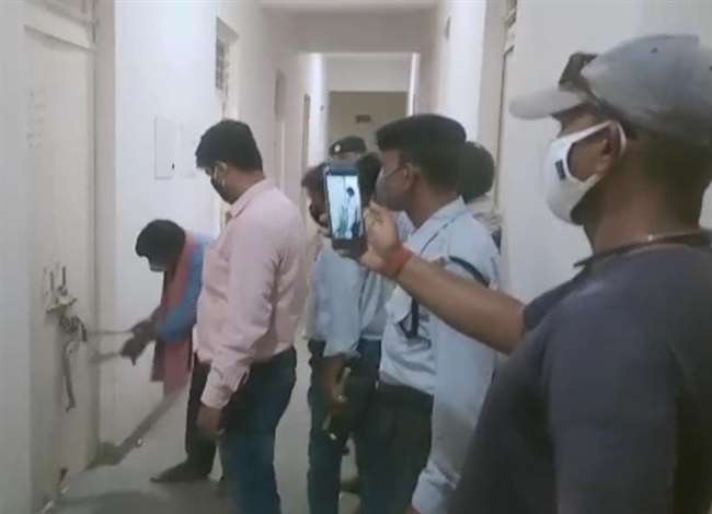 अस्थाई कोविड अस्पताल के मेडिकल स्टाफ के लिए खाली कराया गया बीएचयू का हॉस्टल