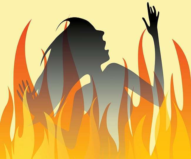 राजस्थान के सीमावर्ती बाड़मेर जिला मुख्यालय पर कोरोना से पिता की मौत, चिता पर कूदी बेटी, 70 फीसदी झुलसी