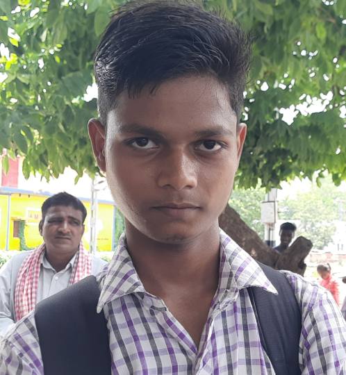 अतिक्रमण का शिकार है स्टेशन मार्ग, रोज लगता है महाजाम