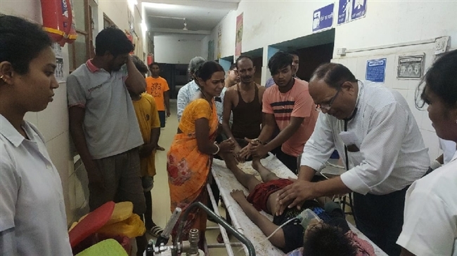 खेलने के दौरान दो बच्चे गिरे कुएं में, एक की मौत