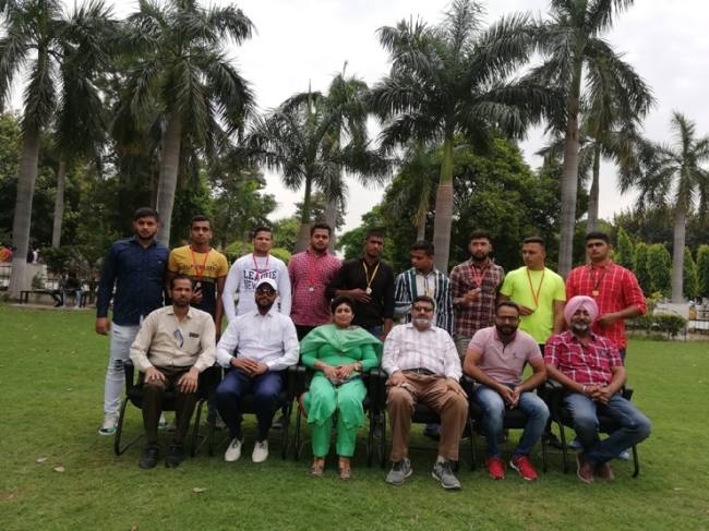 रेस्लिग मुकाबले में मोहम्मद आजिम ने जीता सोना