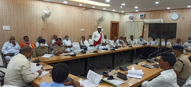 दुर्गापूजा पंडालों में बिना मास्क के प्रवेश पर पूर्ण प्रतिबंध : डीएम