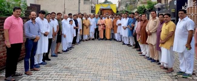 मंदिर से निकाली श्री जगन्नाथ जी की प्रभातफेरी