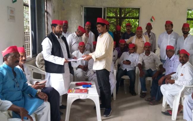 सुनीं शिकायतें, समाधान कराने को किया आश्वस्त