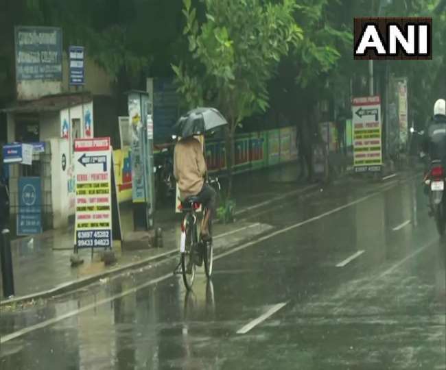 Weather Updates: केरल में रेड व तमिलनाडु - कर्नाटक में आरेंज अलर्ट जारी; IMD ने कहा- हो सकती है भारी बारिश