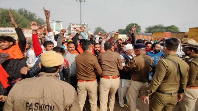 हिदू संघर्ष समिति के पदाधिकारियों ने कहा खुले में नमाज पढ़ने का करेंगे विरोध