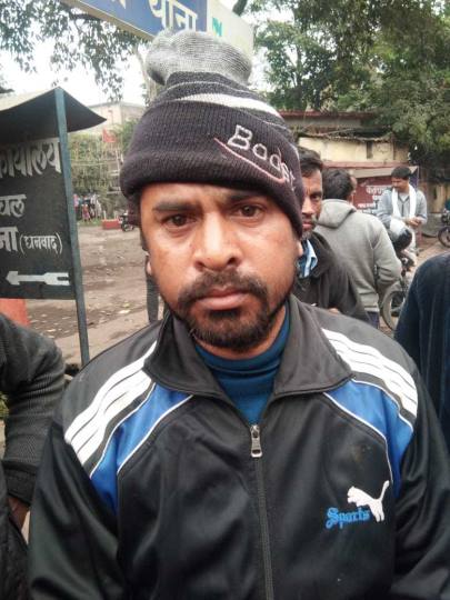 चालक को रिवाल्वर का भय दिखाकर अपराधियों ने पिकअप वैन व नकदी लूटा