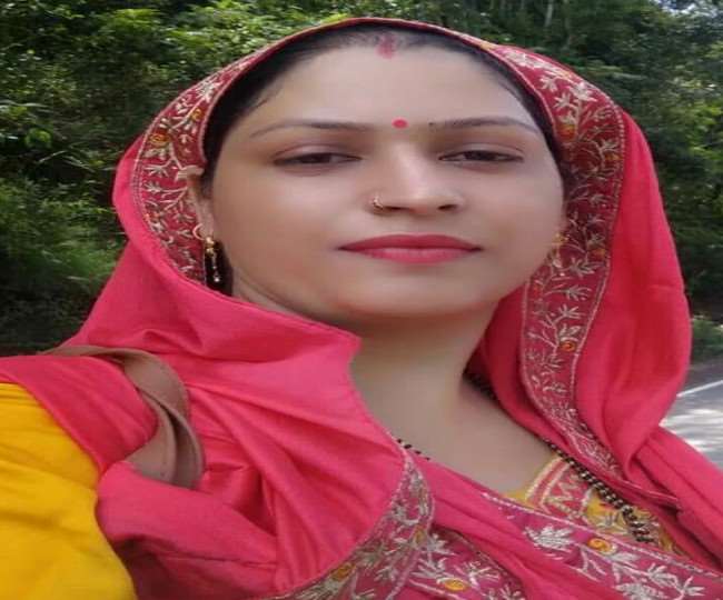 बेसहारा पशुओं को पहुंचाएं गौ अभयारणय : नीलम