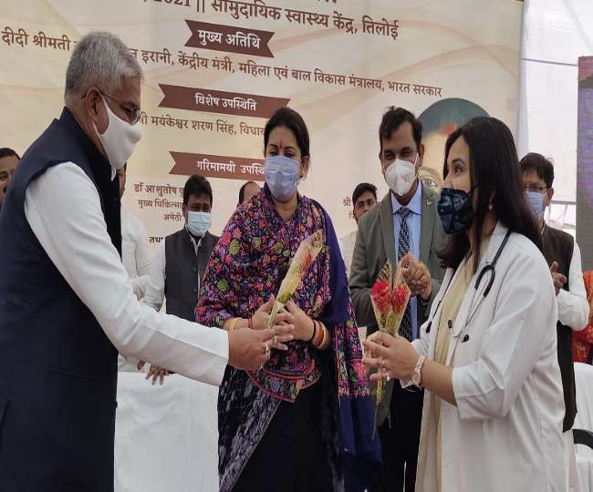 केंद्रीय मंत्री स्मृति ईरानी का राहुल गांधी पर बड़ा हमला, बोलीं- अमेठी को वर्षों तक सिर्फ धोखा मिला