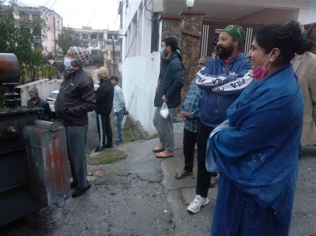 Jammu: भवानी नगर में लगा नया ट्रांसफार्मर, अब नहीं होगी बिजली सप्लाई में कोई परेशानी