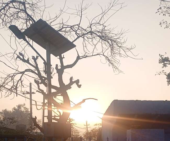 Aligarh Weather Forecast : बदल रहा मौसम का मिजाज, शरीर को झुलसा रही गर्म हवा