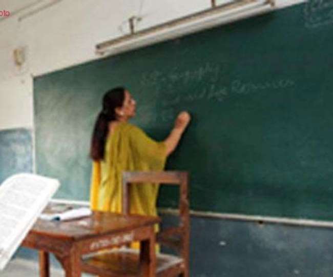 हरियाणा में कोरोना के केस बेहद कम होने से माहौल अनुकूल, अब पहली से तीसरी तक कक्षाएं शुरू करने की तैयारी