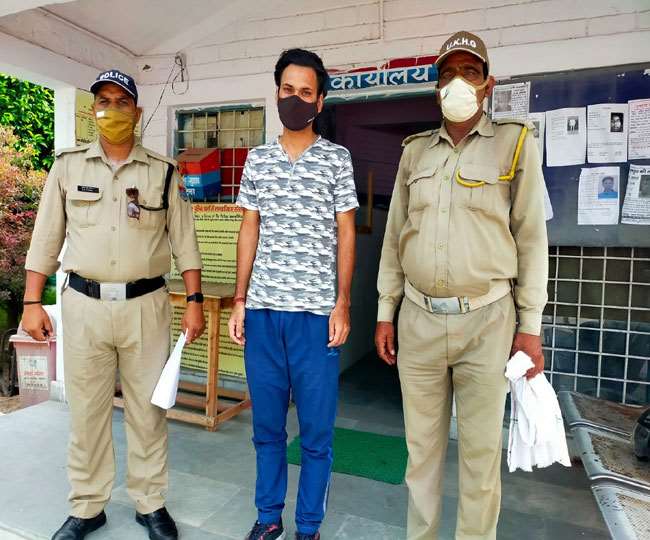 Vandna Katariya के घर के बाहर पटाखे फोड़ने पर आतिशबाजी में तीसरा आरोपित गिरफ्तार