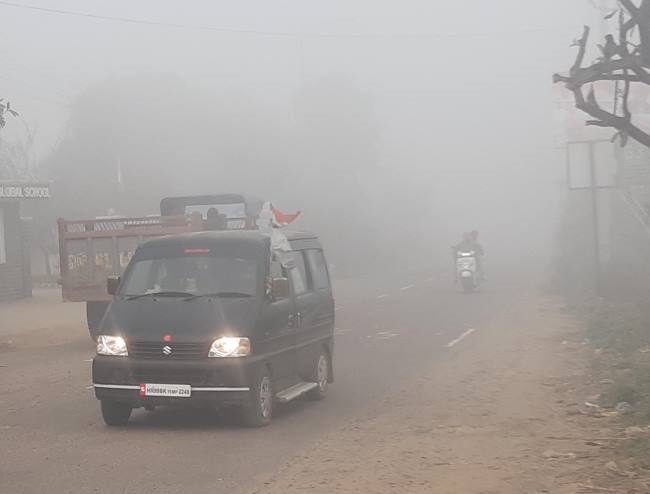 रविवार को भी जानलेवा बना रहा प्रदूषण का स्तर