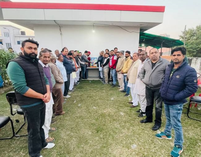 बाबा साहेब डाक्टर भीमराव अंबेडकर को दी श्रद्धांजलि