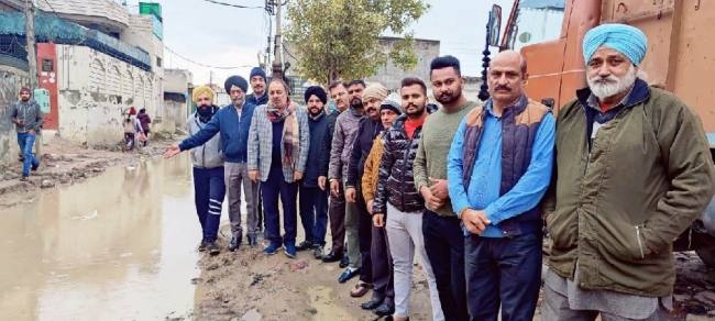 रेलवे लाइन पार दुर्दशा के लिए कोटली हैं जिम्मेदार : चन्नी