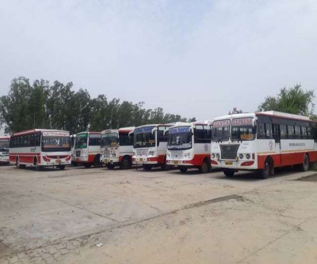 टैक्सी और निजी बस ऑपरेटर्स ने सरकार से लगाई राहत की गुहार, टोकन टैक्स में मांगी पांच साल की छूट