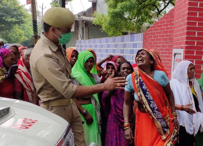 कुकर्म के बाद की गई ई-रिक्शा चालक की हत्या
