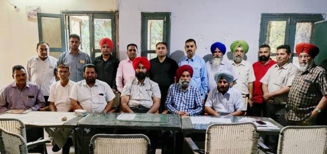 यूनियन ने बैठक में समस्याओं पर किया विचार
