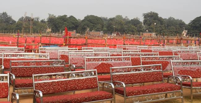 पीएम के साथ 21 लोगों होंगे मंच पर