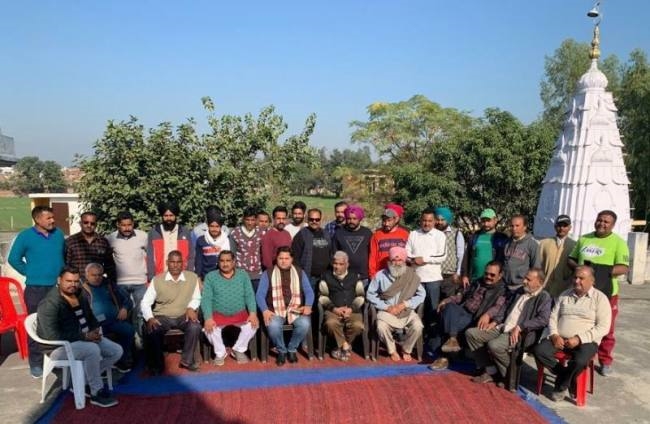 किसी भी पैराशूट नेता को सुजानपुर से न दी जाए टिकट: विकास