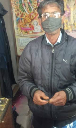 नियमों के प्रति युवा लापरवाह