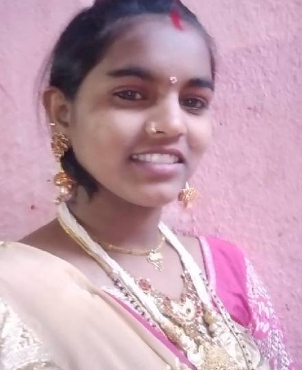 बहन के जले शव का टुकड़ा लेकर महिला थाने पहुंचा युवक