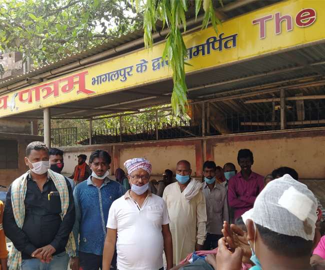 नवगछिया में रास्ता विवाद में पति को लोहे के रॉड से पीट-पीट कर मार डाला, पत्नी पर चढ़ा दिया ट्रैक्टर, जदयू विधायक ने पुलिस पर लगाए ये आरोप