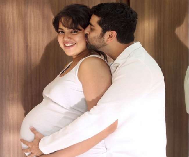 Sameera Reddy का खुलासा, ‘डिलीवरी के बाद मैं डिप्रेशन में चली गई थी, बेटे को गोद में लेकर भी मैं खुश नहीं थी