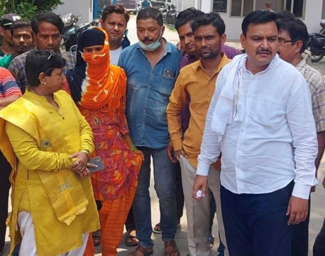 बरेली की किशोरी को भगा लाया अलीगढ़ का युवक, बस स्टैंड पर मिली