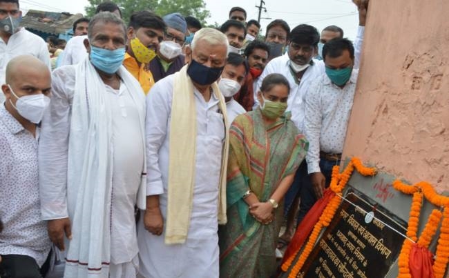 दो करोड़ रुपये की लागत से संवरेगा राजा तालाब