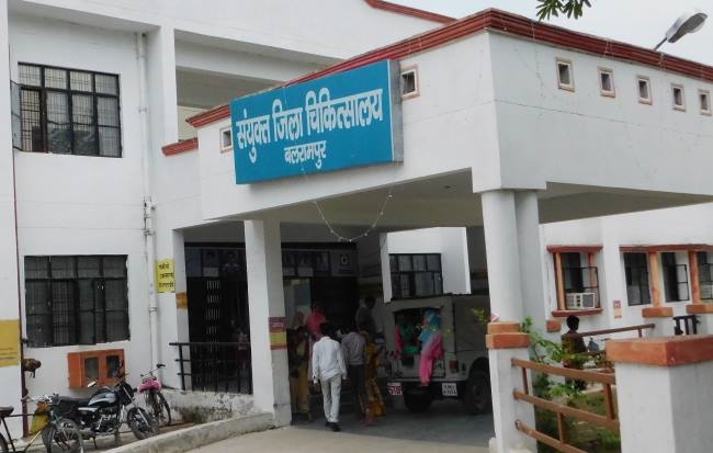 दर्ज की अनुपस्थिति तो गायब करा दिया रजिस्टर