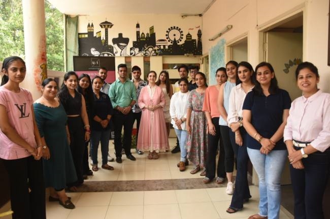 फैशन वीक में आइआइएफटी के विद्यार्थी तैयार करेंगे इंडो-वेस्टर्न कलेक्शन विद फुलकारी