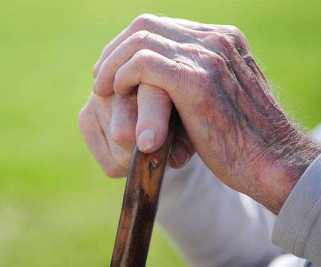 माता-पिता का ध्यान नहीं रखा तो होगी जेल, लोकसभा में पेश हुआ विधेयक