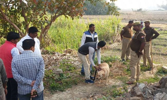 शादी से एक दिन पहले चोरों ने खंगाल दिया घर