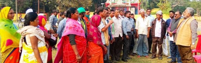 चार दिन की अतिरिक्त मजदूरी भुगतान नहीं, श्रमिकों ने जताया विरोध