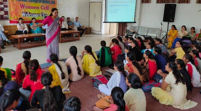 जेसीआइ ने कैंप लगाकर करवाया 450 बच्चों का चेकअप