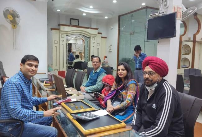 धनतरेस पर आज 80 करोड़ रुपये के कारोबार की उम्मीद