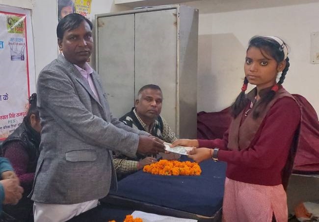 प्रिया सागर ने लिखा सबसे अच्छा निबंध
