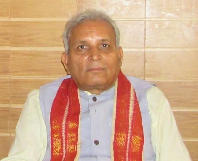 मौसमी सर्दी, जुकाम कोरोना नहीं : वैद्य अच्युत कुमार त्रिपाठी