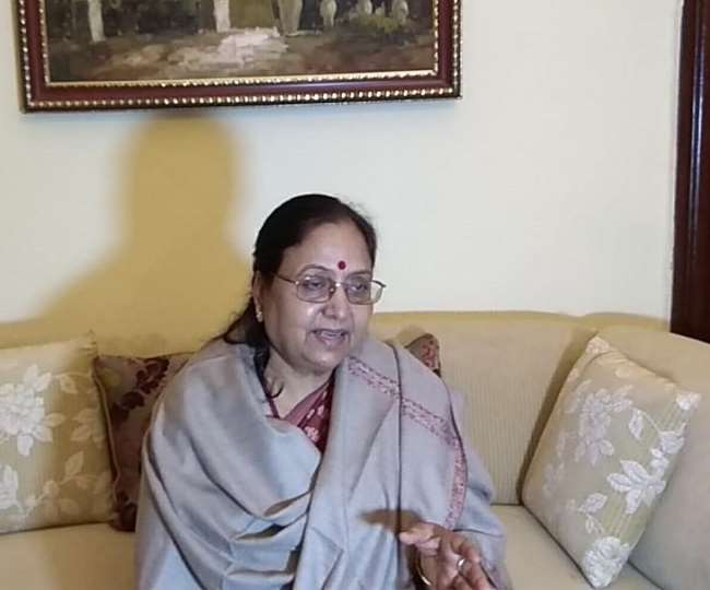 मैंने अपने जीवन में इंदिरा जैसी सुलझी, समझदार और सम्मानजनक महिला नेता नहीं देखी : राज्यपाल