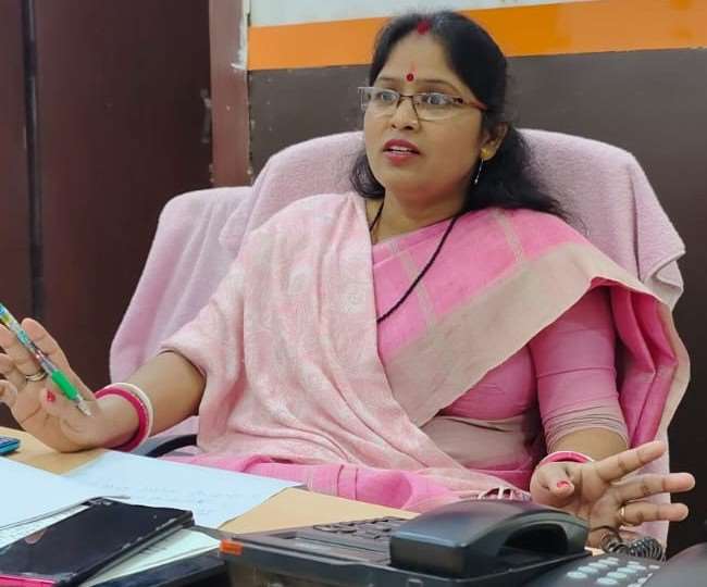भागलपुर मेयर के खिलाफ अविश्वास प्रस्ताव को लेकर नगर आयुक्त ने जारी किया पत्र, विरोधी खेमे में पार्षद पटना रवाना