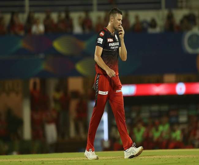 IPL 2022: पंजाब के खिलाफ मैच में हेजलवुड ने बनाया अनोखा रिकार्ड, इस युवा गेंदबाज को छोड़ा पीछे