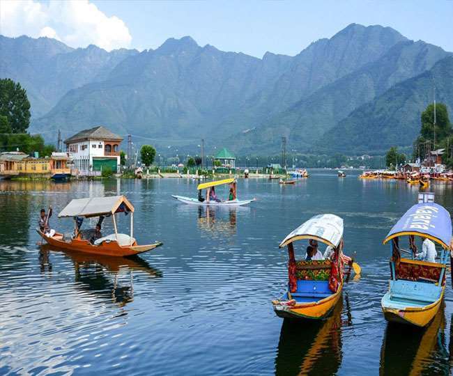 IRCTC Tour Package: माता वैष्णो देवी के दर्शन का मौका, Jammu के इस पैकेज में सब कुछ है शामिल