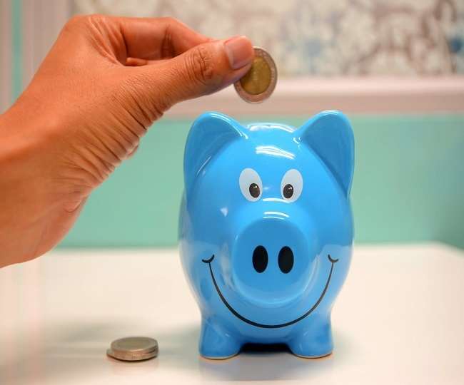 करियर की शुरुआत में ही आजमाइए Financial Planning से जुड़े ये पांच टिप्स, उज्ज्वल होगा आपके परिवार का आर्थिक भविष्य